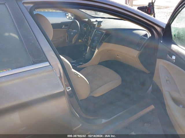 2014 HYUNDAI SONATA GLS VIN: 5NPEB4AC0EH921550