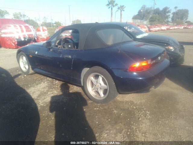 1998 BMW Z3 1.9 VIN: 4USCH7321WLE07003