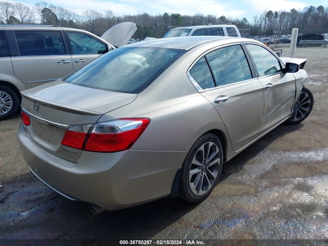 Honda Accord Sport 2015 1HGCR2F55FA208252 Image 4