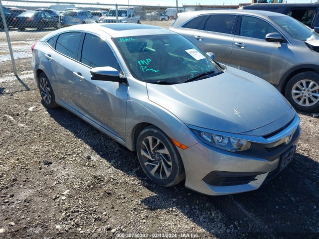Honda CIVIC EX 2018 2HGFC2F73JH578321 Image 1