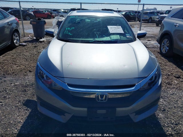 Honda CIVIC EX 2018 2HGFC2F73JH578321 Image 12