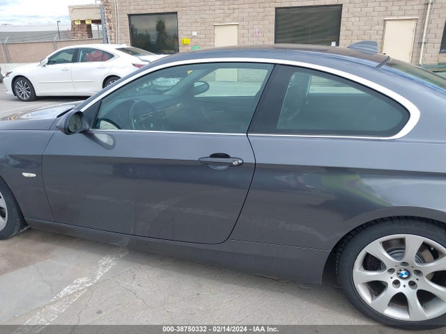 2008 BMW 328XI VIN: WBAWC33518PD08713