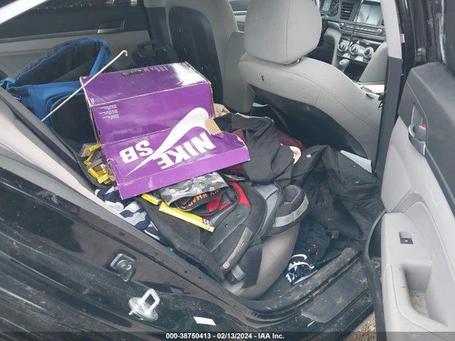 Hyundai ELANTRA SEL 2019 KMHD84LF1KU741864 Image 8