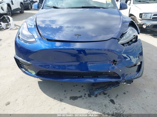 7SAYGDEE6NF559543 Tesla Model Y Long Range Dual Motor All-wheel Drive