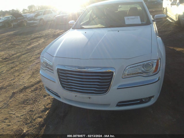 2013 CHRYSLER 300C VIN: 2C3CCAEGXDH647818