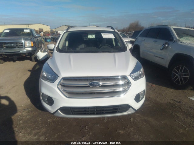 Ford ESCAPE SE 2018 1FMCU9GD2JUC04660 Image 13