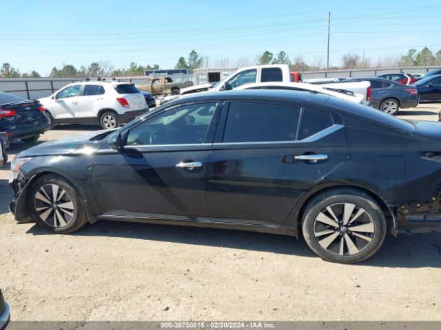 1N4BL4DV2KC112724 Nissan Altima 2.5 Sv
