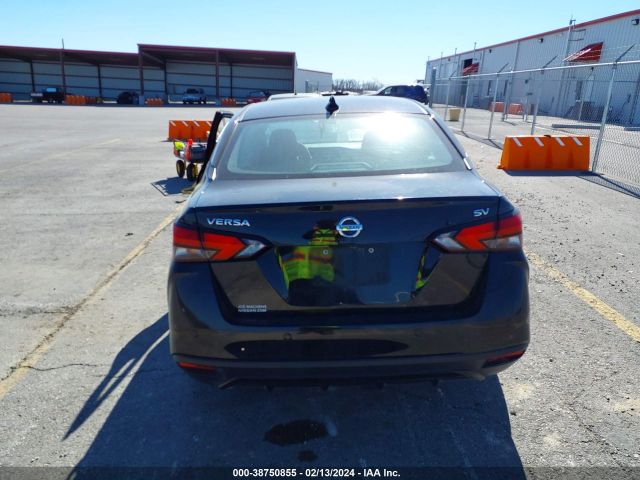 3N1CN8EV9ML879415 Nissan Versa Sv Xtronic Cvt