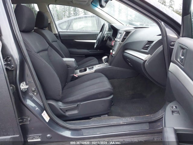 38750920 :رقم المزاد ، 4S4BRBGC6C3273761 vin ، 2012 Subaru Outback 2.5i Premium مزاد بيع