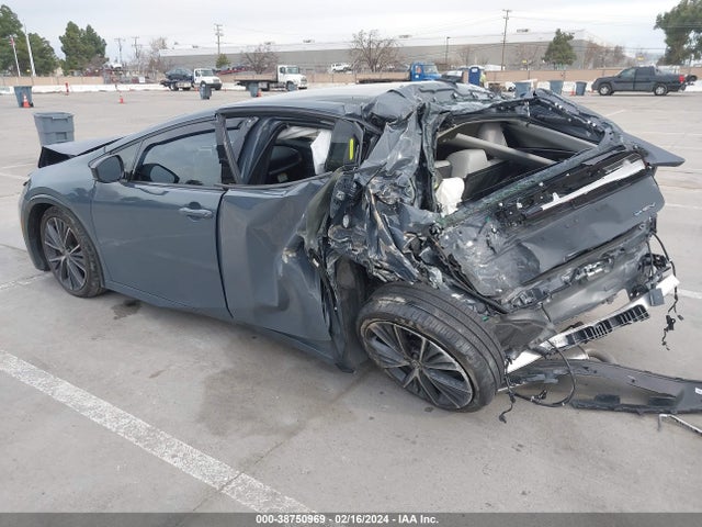 JTDACAAUXP3013866 Toyota Prius Limited