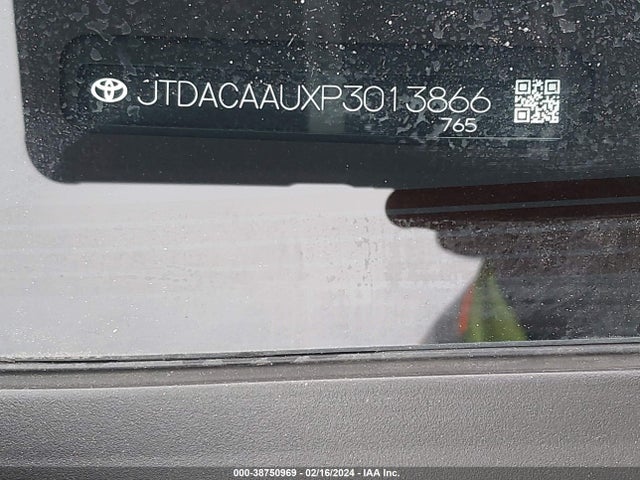 JTDACAAUXP3013866 Toyota Prius Limited
