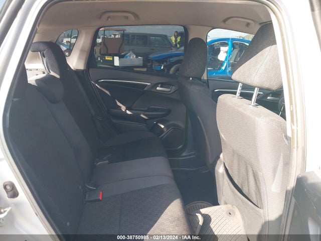 Honda FIT LX 2015 3HGGK5H5XFM711959 Image 8