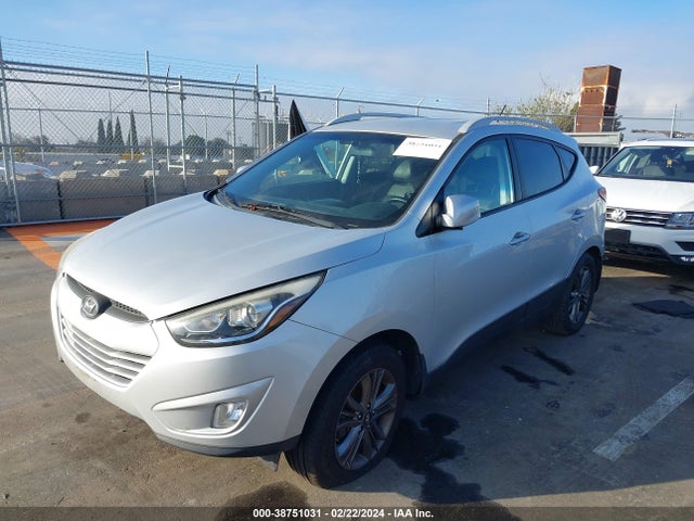 Hyundai TUCSON SE 2014 KM8JU3AG3EU929617 Image 2