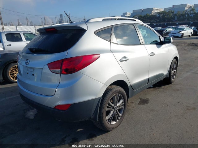 Hyundai TUCSON SE 2014 KM8JU3AG3EU929617 Image 4