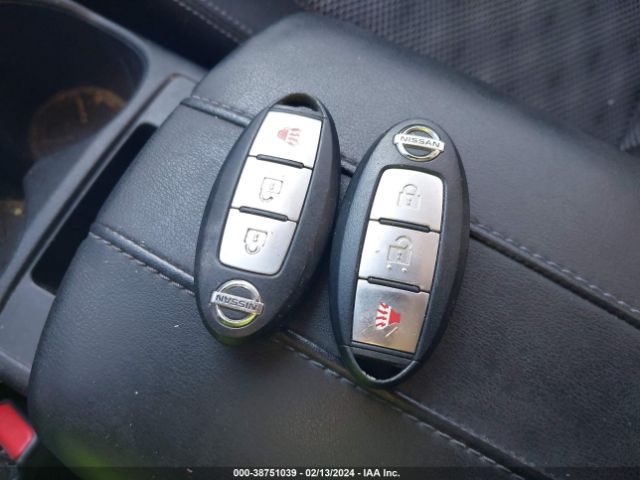 JN1BJ1CP0HW029174 Nissan Rogue Sport Sv