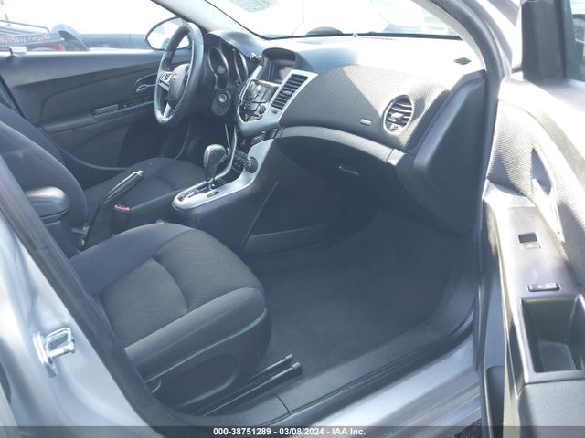 Chevrolet Cruze 1lt Auto 2015 1G1PC5SB3F7246874 Image 5