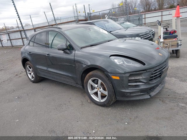 2021 PORSCHE MACAN WP1AA2A52MLB17721 Photo 0