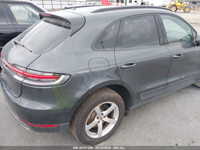 2021 PORSCHE MACAN WP1AA2A52MLB17721 Photo 3