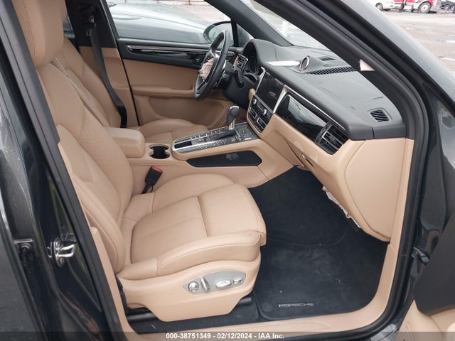 2021 PORSCHE MACAN WP1AA2A52MLB17721 Photo 4