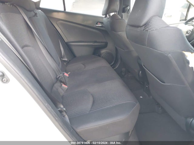 Toyota Prius Two 2016 JTDKBRFU4G3021766 Image 8