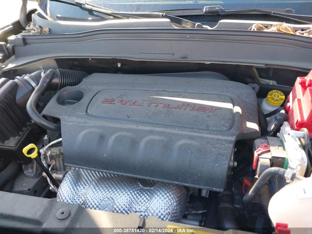 ZACNJCBB9MPM46244 Jeep Renegade Latitude Fwd