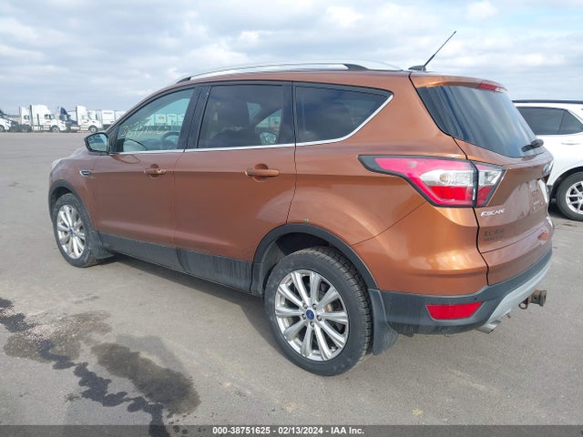 Ford Escape Titanium 2017 1FMCU9J90HUA64378 Image 3