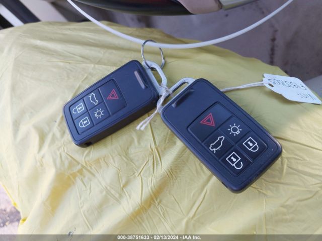 YV126MFKXF1337005 Volvo S60 T5 Premier