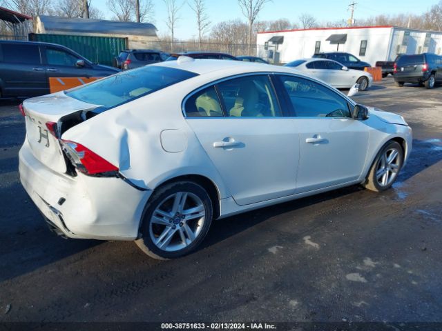 YV126MFKXF1337005 Volvo S60 T5 Premier