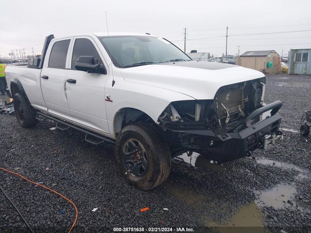 2017 3C6UR5HL6HG778417 main image
