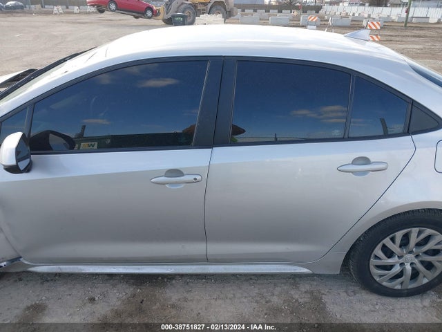 Toyota COROLLA LE 2021 5YFEPMAE5MP248548 Image 14