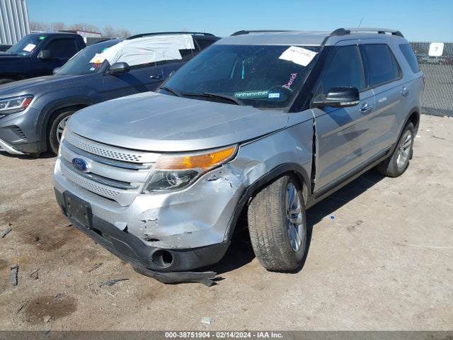 Ford EXPLORER XLT 2014 1FM5K7D81EGA89161 Image 2