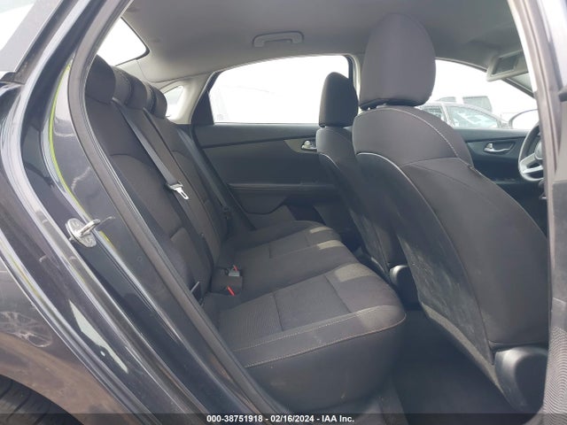 KIA Forte Lxs 2019 3KPF24AD2KE103959 Image 8