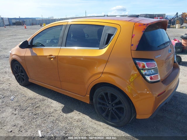 1G1JC6SB6J4114178 Chevrolet Sonic Lt Manual