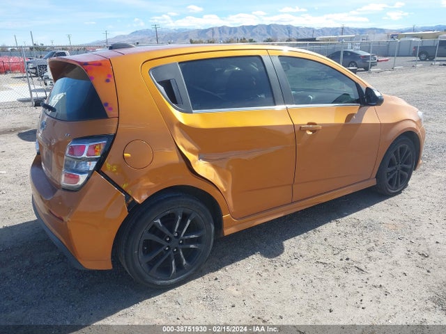1G1JC6SB6J4114178 Chevrolet Sonic Lt Manual