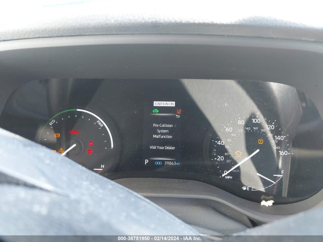 Toyota SIENNA LE 2022 5TDKRKEC4NS106811 Image 7