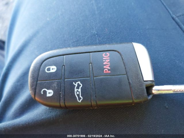 2C3CDXBG6FH856755 Dodge Charger Se