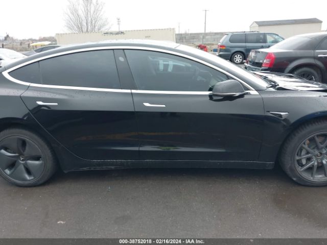 5YJ3E1EB6KF384739 Tesla Model 3 Long Range/performance