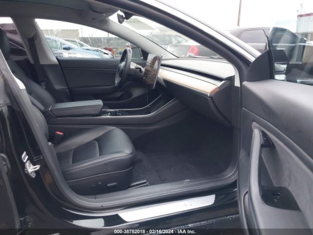 5YJ3E1EB6KF384739 Tesla Model 3 Long Range/performance