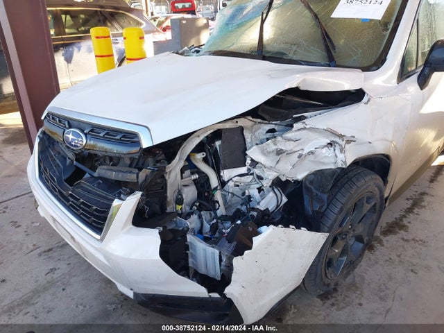Subaru Forester 2.5i Premium 2018 JF2SJAEC1JH462781 Image 6