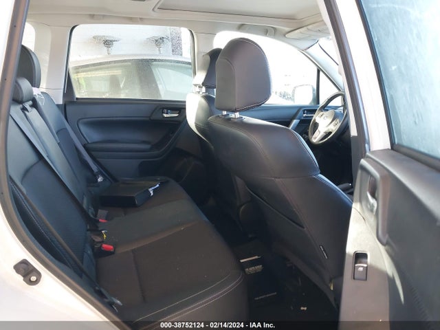Subaru Forester 2.5i Premium 2018 JF2SJAEC1JH462781 Image 8