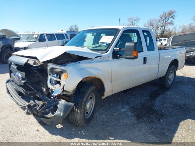 Ford F-250 Xl 2014 1FT7X2A60EEB87324 Image 2