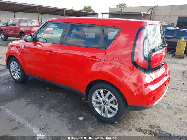 KIA SOUL + 2018 KNDJP3A55J7617107 Image 3
