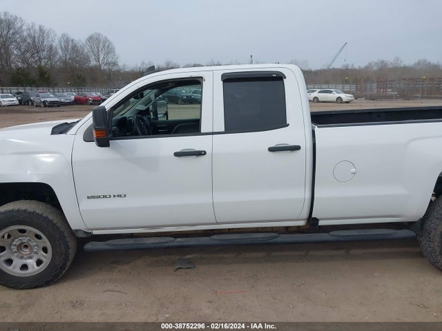 Chevrolet Silverado 2500hd Wt 2018 1GC2KUEG2JZ186704 Image 15