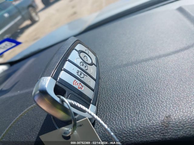 1FMCU0G66NUB83055 Ford ESCAPE SE