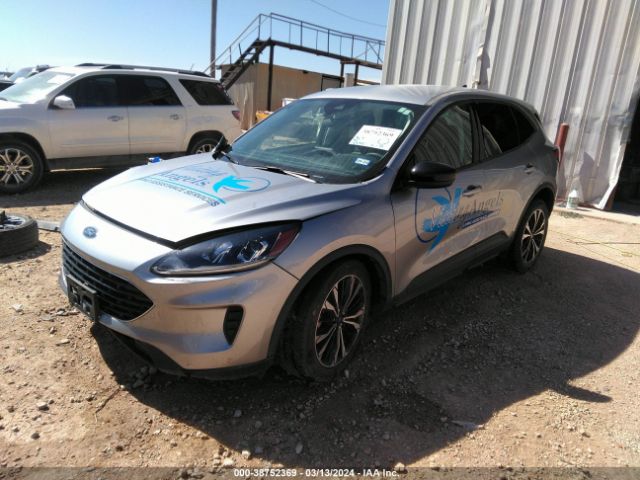 1FMCU0G66NUB83055 Ford ESCAPE SE