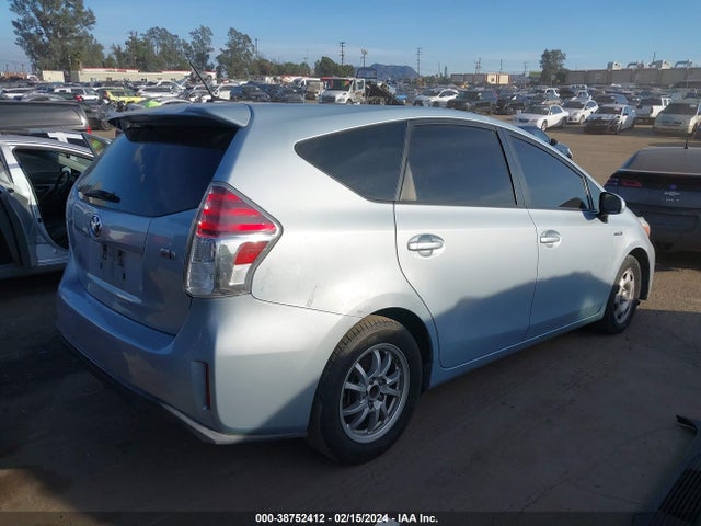 Toyota Prius V Four 2015 JTDZN3EU6FJ023470 Image 4