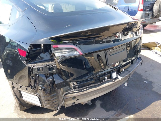 Tesla Model 3 Rear-wheel Drive 2023 5YJ3E1EA1PF394738 Image 6