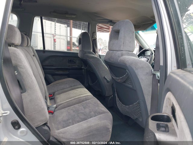 2004 HONDA PILOT EX VIN: 2HKYF18494H593378