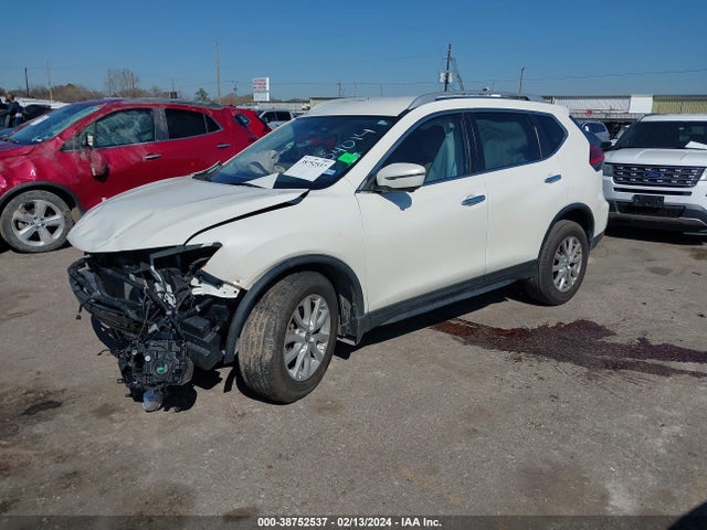 Nissan ROGUE SV 2017 JN8AT2MT1HW148070 Image 2