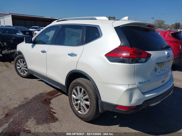 Nissan ROGUE SV 2017 JN8AT2MT1HW148070 Image 3